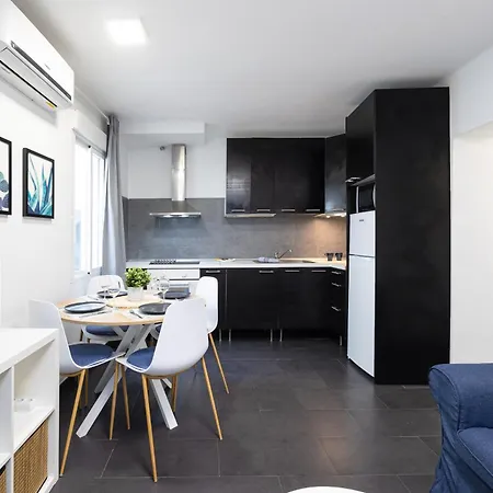 H2m Pasaje Dos Santos Smarttv, Oven, Parking Or